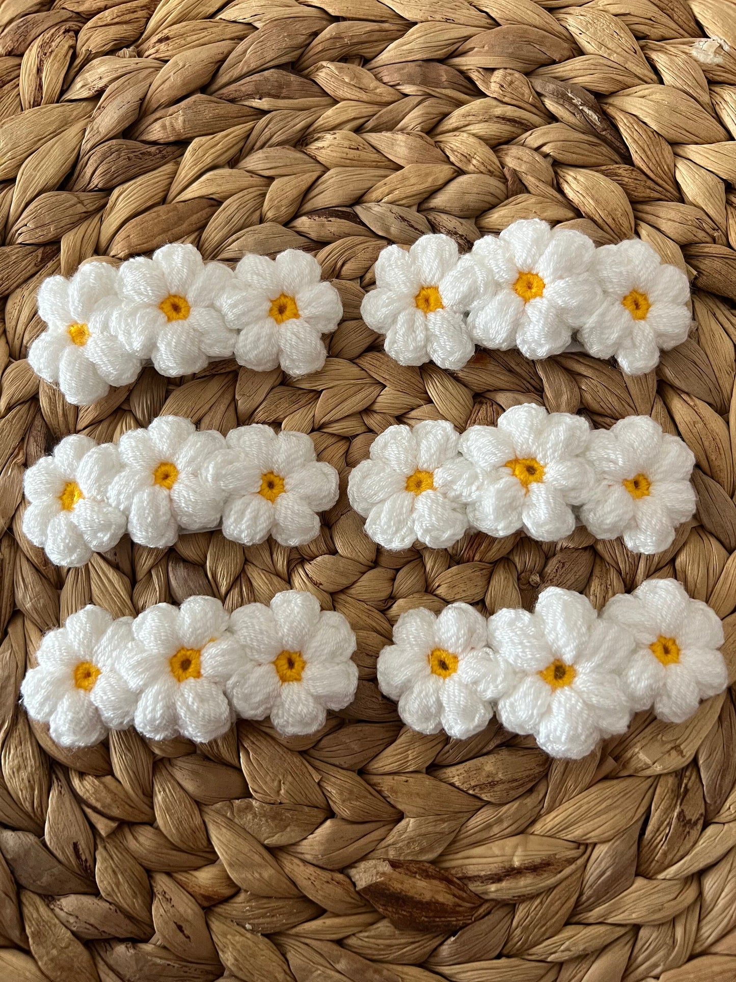 Daisy Macrame Hair Clips Party Favors | Unique Baby Shower Gifts | Macrame Wedding Favors | Macrame Baby Shower Favors for Guests