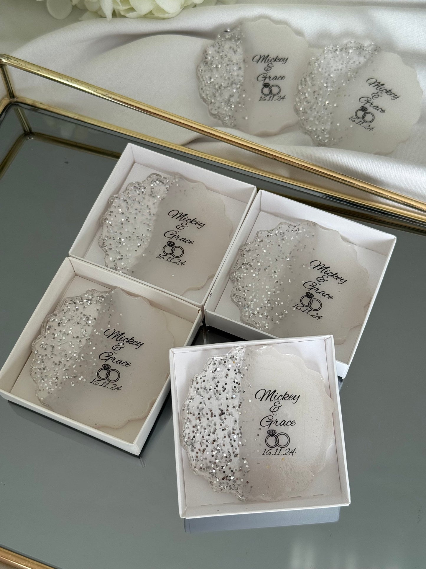 unique wedding magnet favors