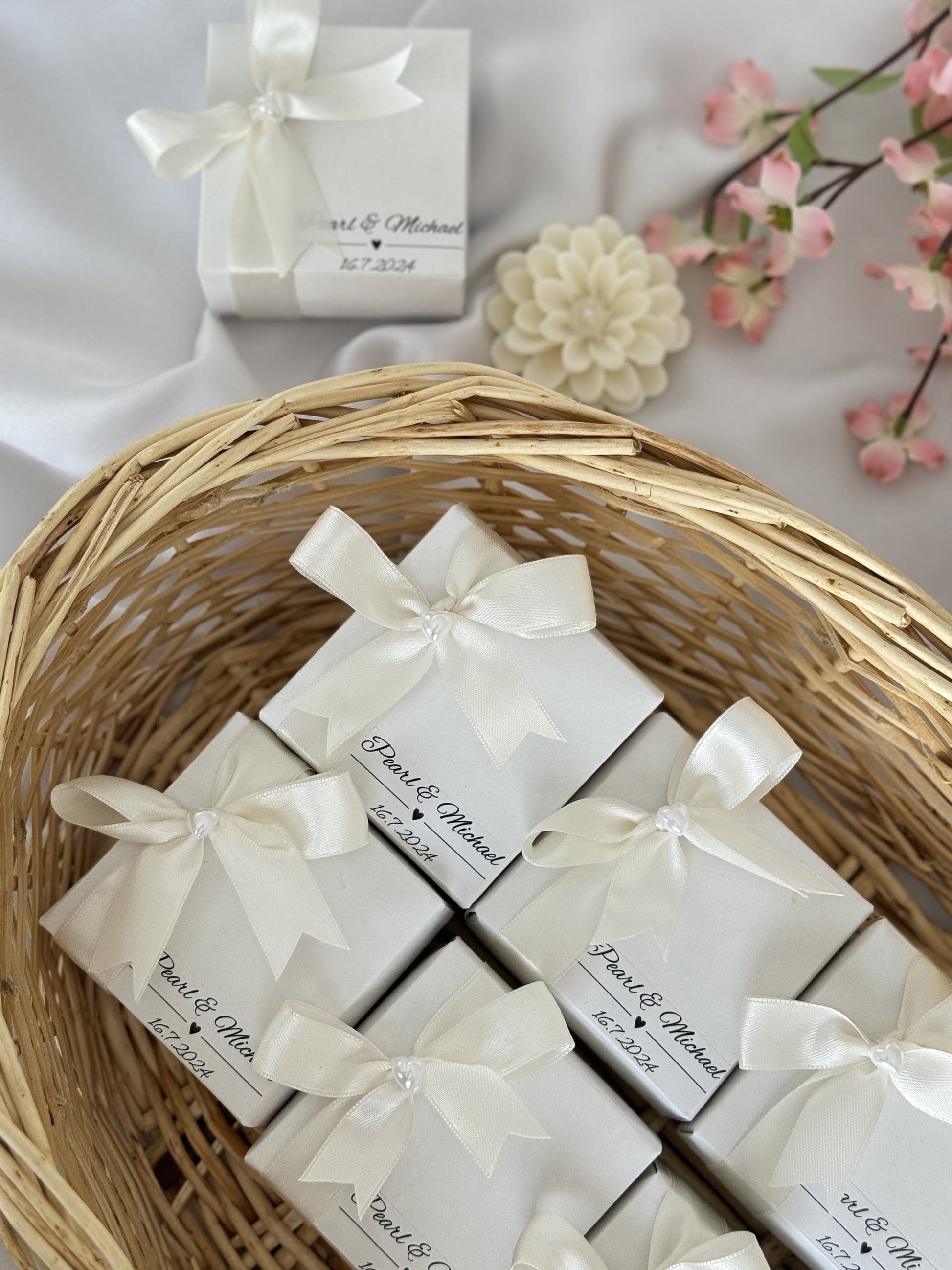 wedding candle gifts