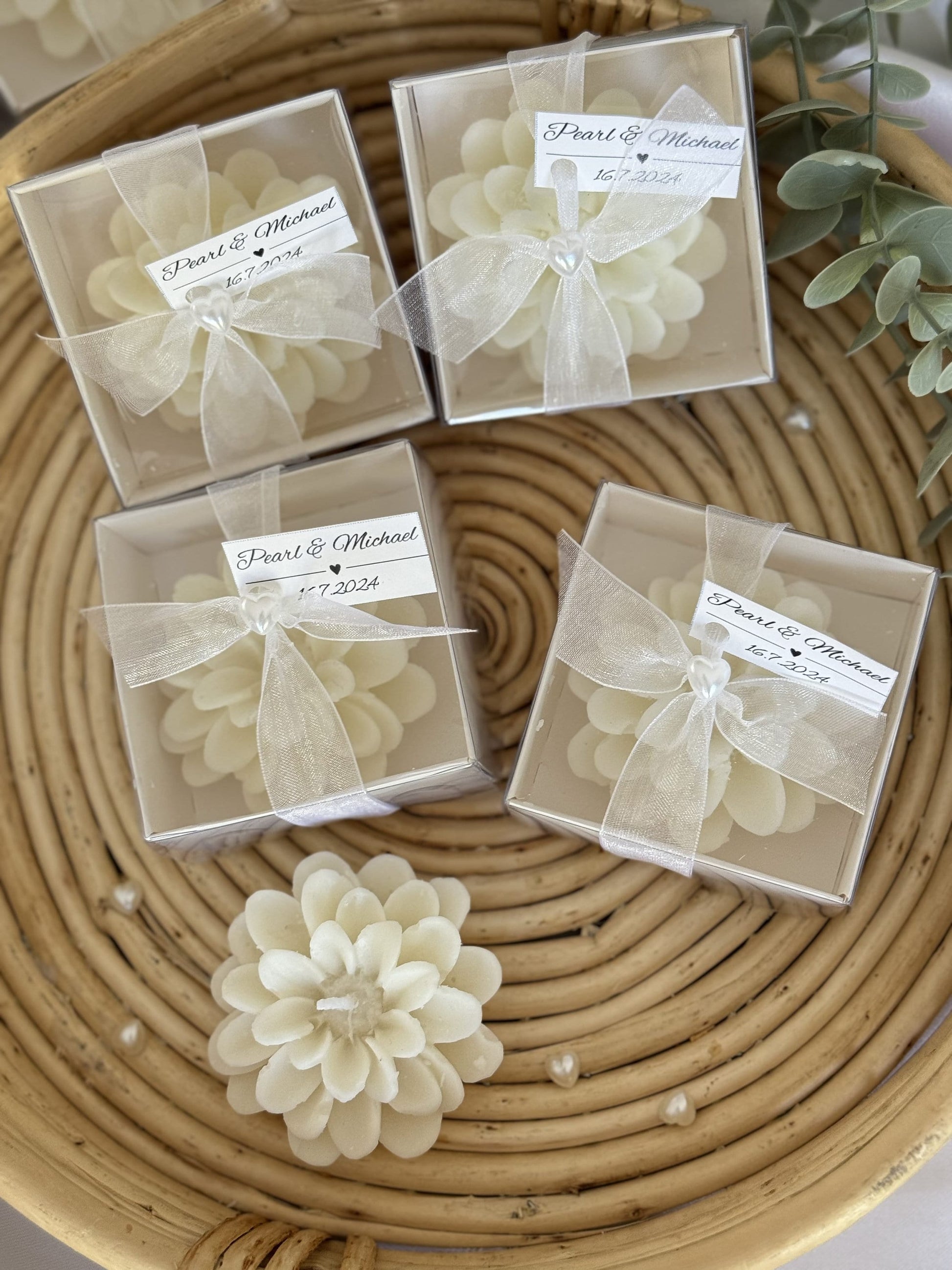 bridal shower candle gifts