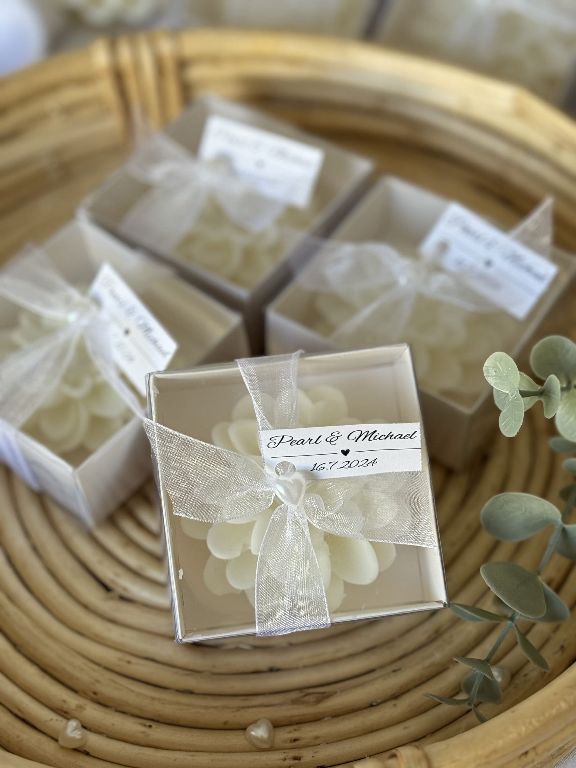 bridal shower candle gifts