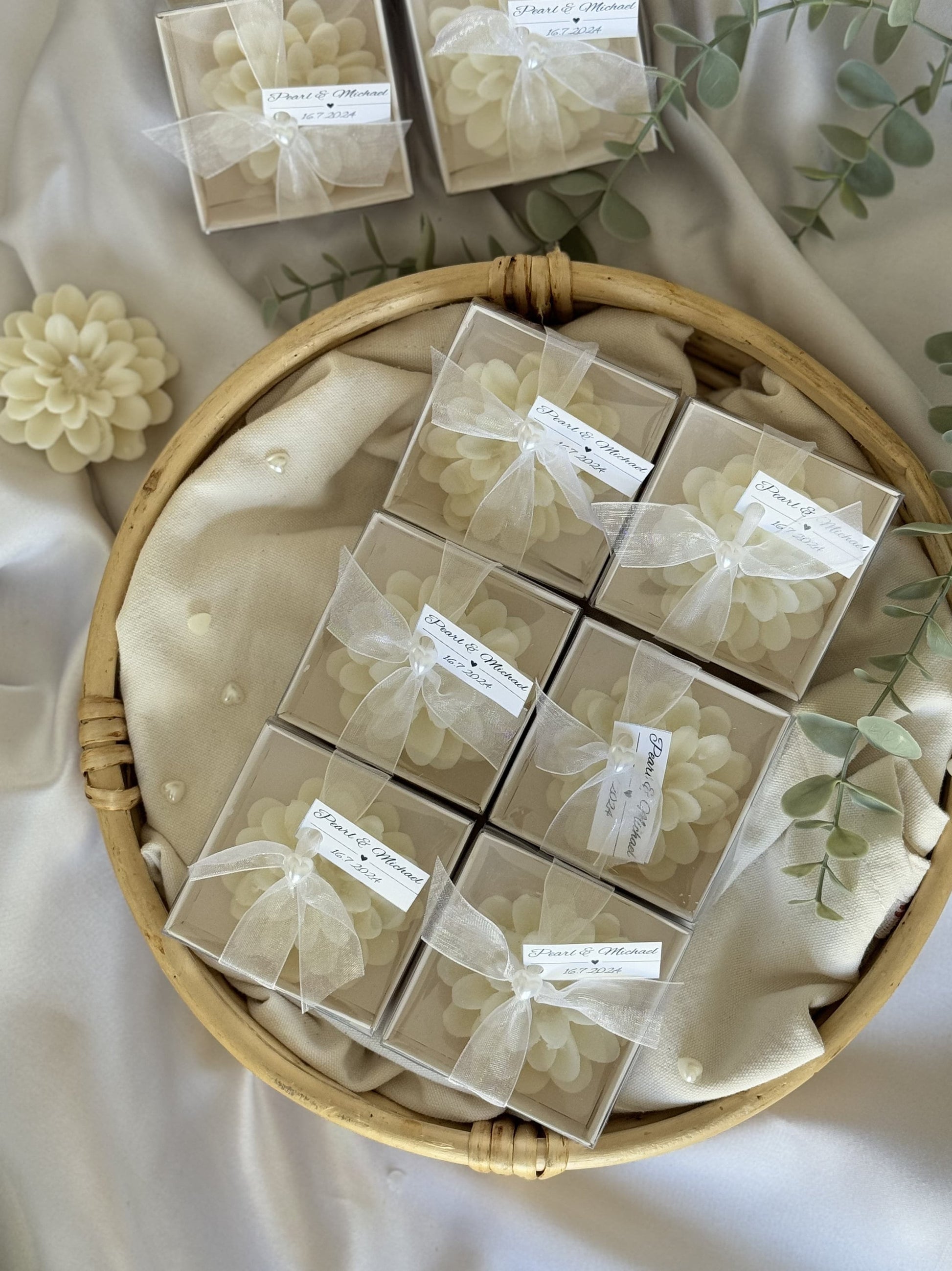 bridal shower candle gifts