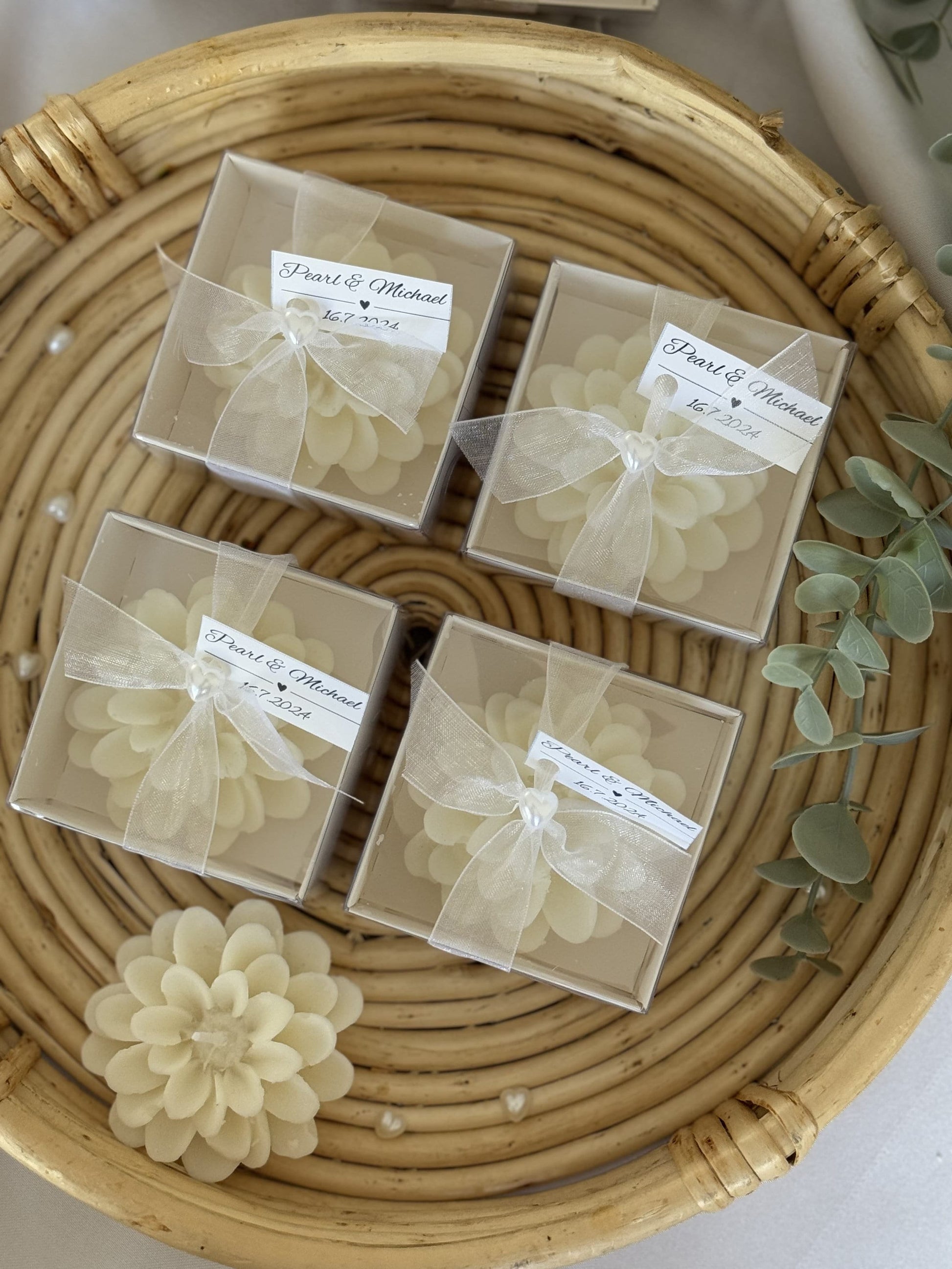 bridal shower candle gifts