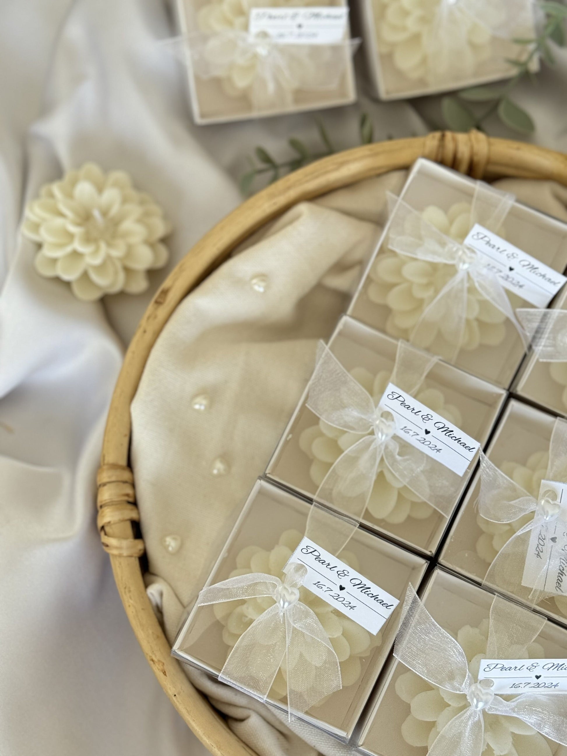 bridal shower candle gifts