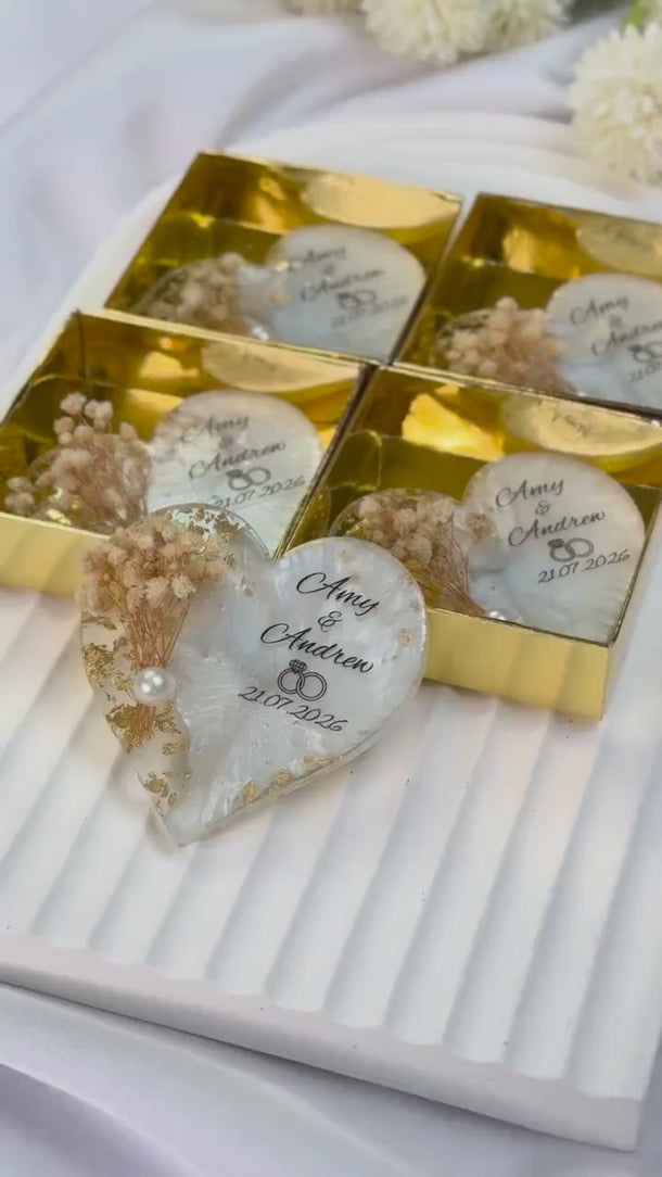 Gold wedding magnet gifts | Bridal shower favors with gold boxes | Gold boxes magnet favors | Gold boxes party gifts | Wedding favors