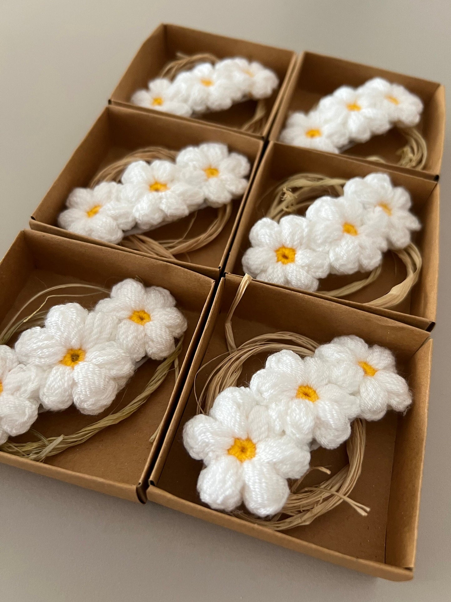 Daisy Macrame Hair Clips Party Favors | Unique Baby Shower Gifts | Macrame Wedding Favors | Macrame Baby Shower Favors for Guests