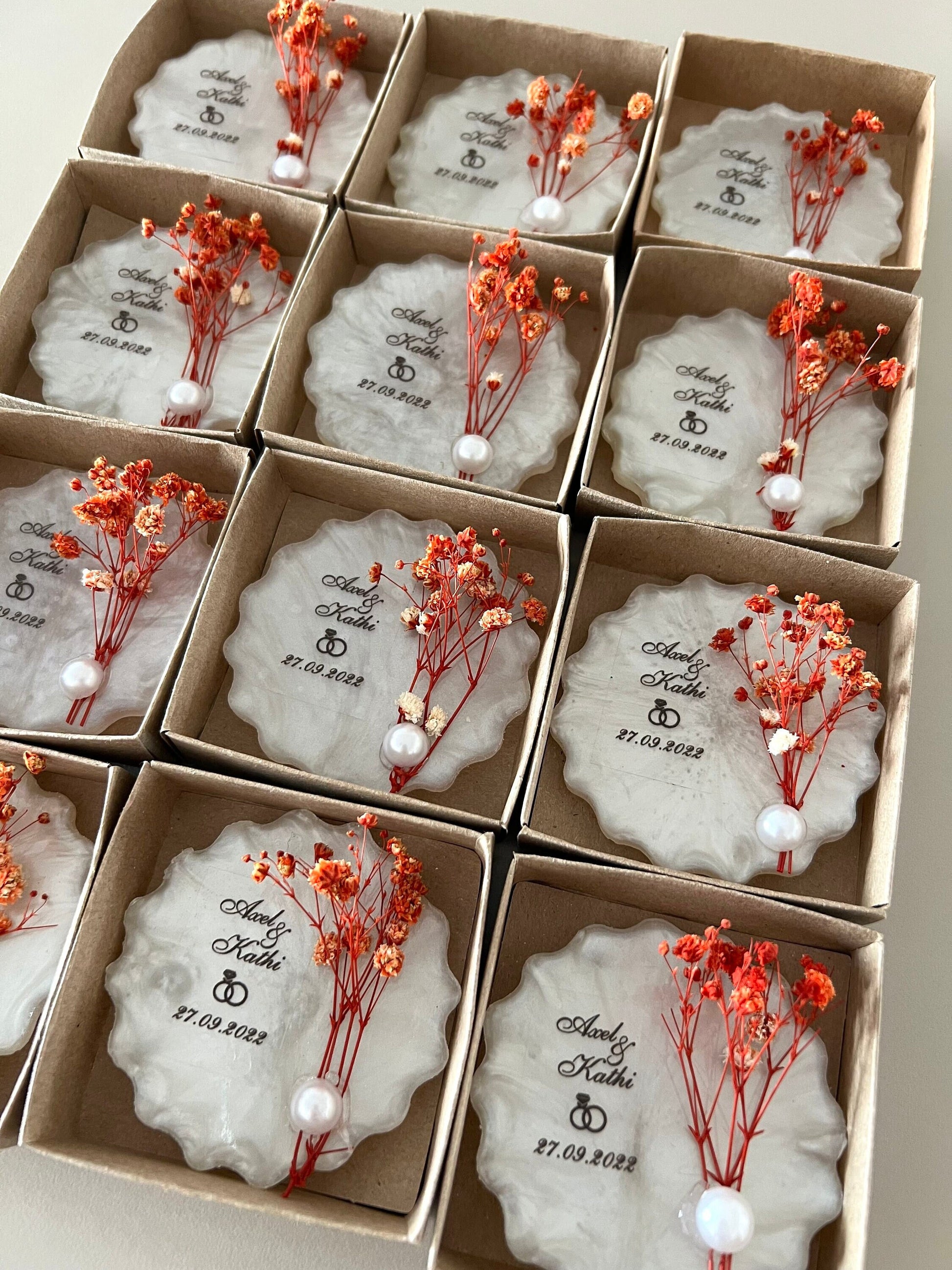 Magnet Wedding Favors | White Wedding Magnet Gifts | White Wedding Favors with Red Flowers | Bridesmaid Gifts | Party Favors in Bulk