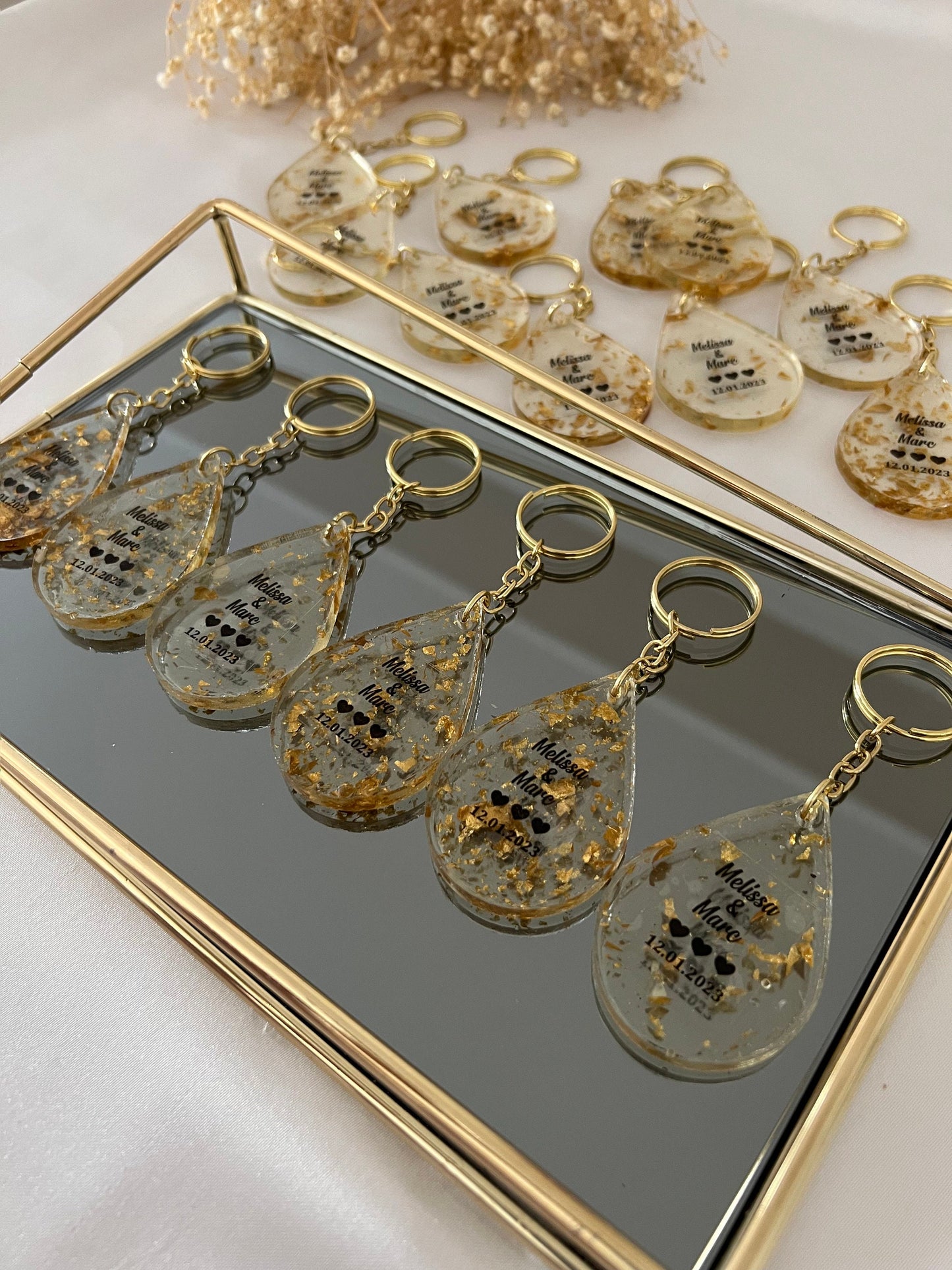 Custom keychains | Wedding Keychains Favors | Baby Shower Keychain Favors | Party Shower Favors for Guests | Bridal Shower Gifts in bulk